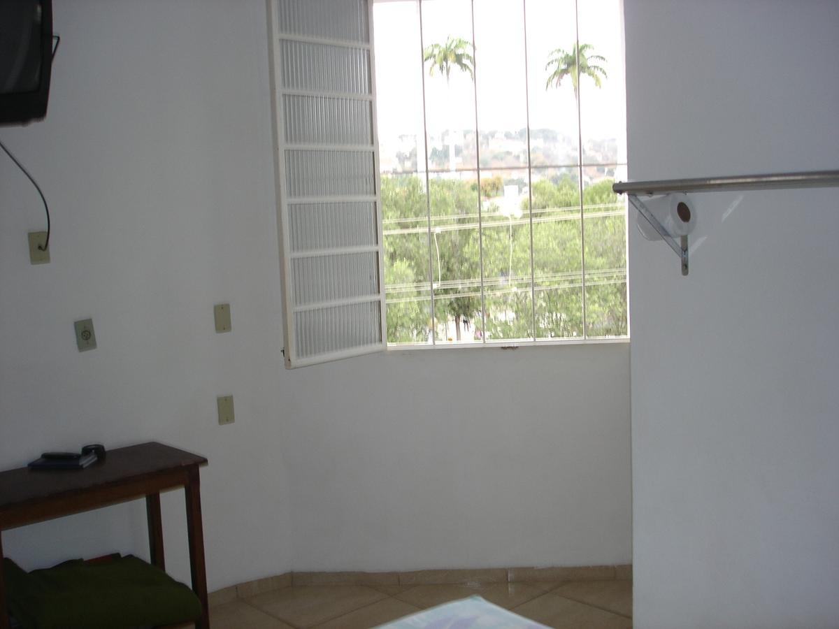 Delmus Hotel Conselheiro Pena Quarto foto